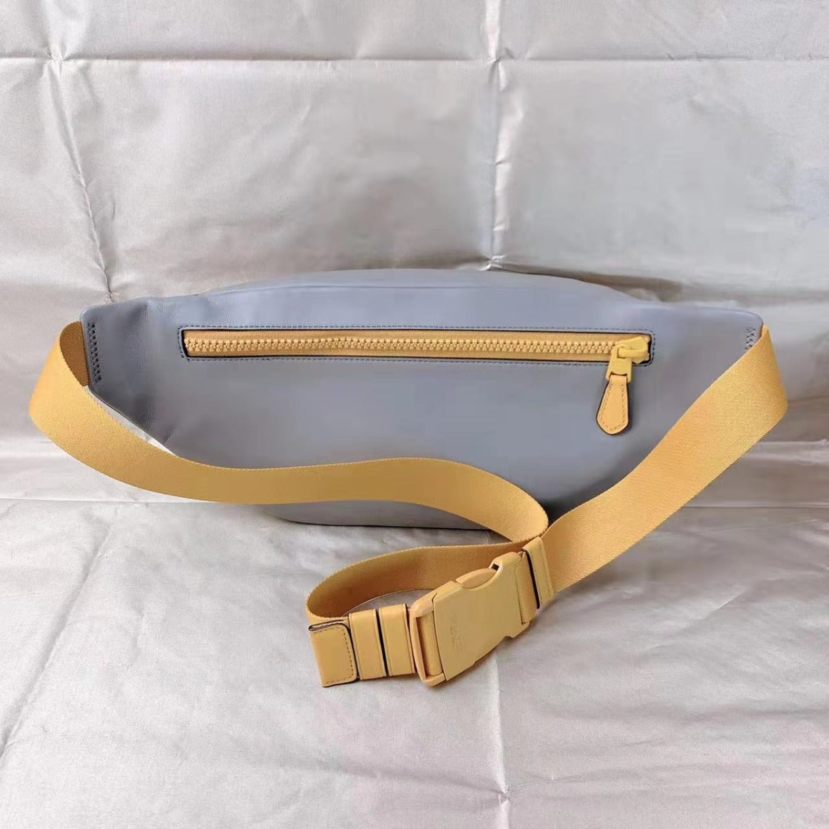 COACH C5301 TRACK BELT BAG IN HEATHER GREY FLAX COACH C5301 TRACK BELT BAG IN HEATHER GREY FLAX